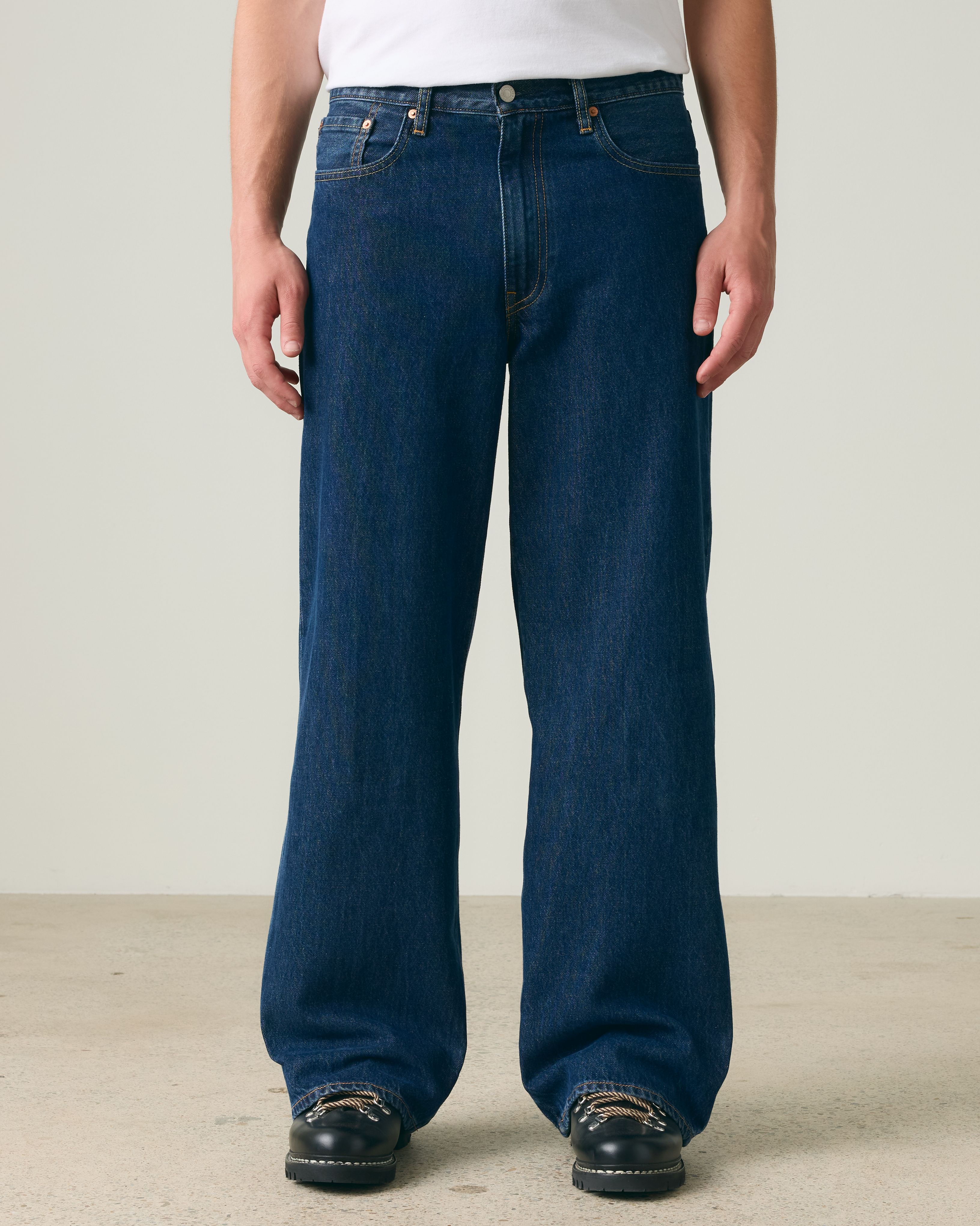 Men's 567™ Relaxed Flare Loose Fit Jeans | Levi's® US